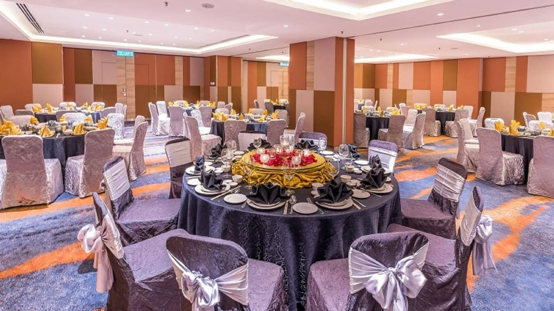 ****  Eastin Hotel Penang Sungai Dua Bukit Ma­lay­sia